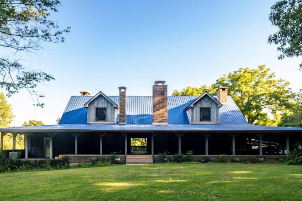 The Perch At Bluebird Estate Apartment Batesville Bagian luar foto